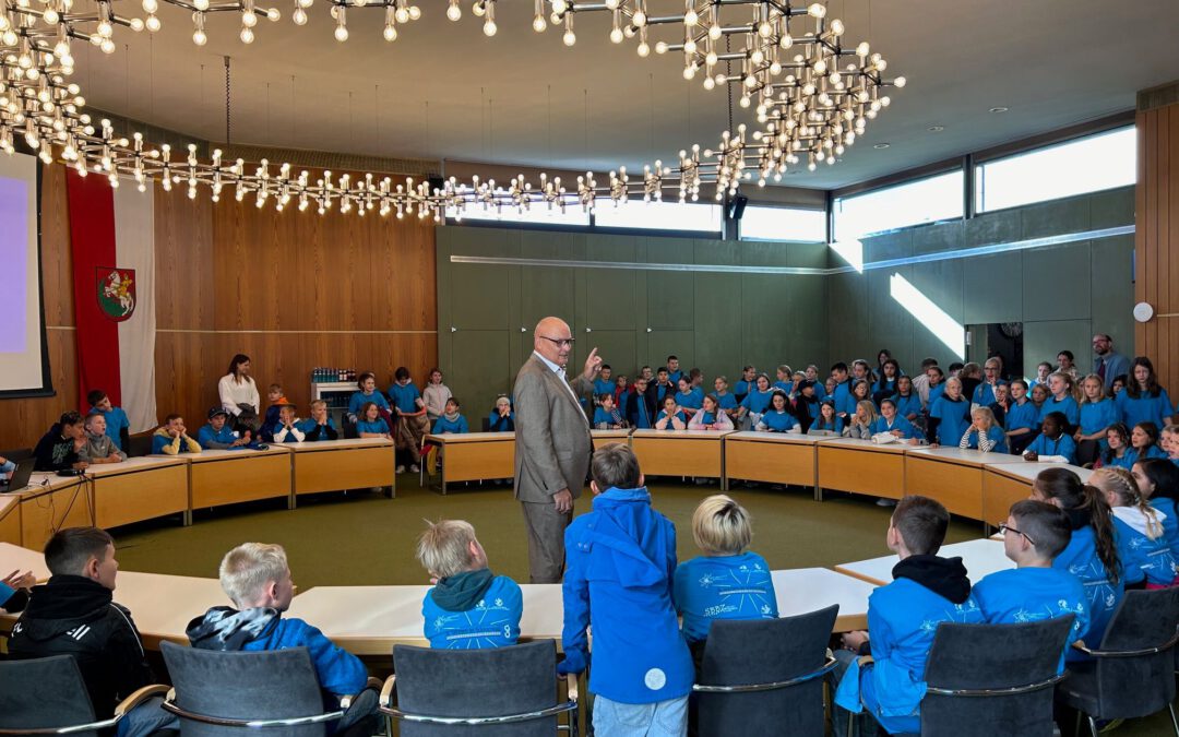 Bürgermeister Rieger empfängt neue Fünftklässler der St. Georgener Schulen